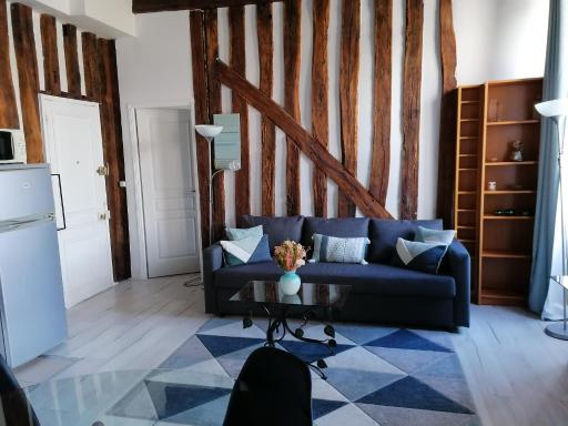 Evasion autour de poutres et pierres plein centre - Housity