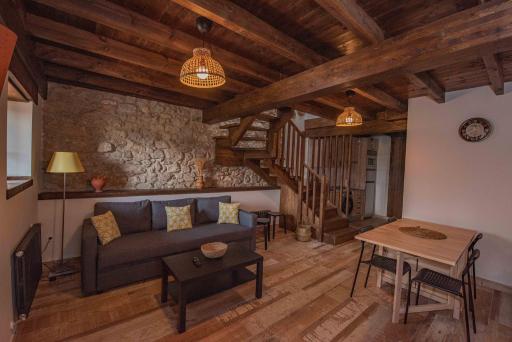 Apartamentos Rurales Playas De Niembro - Housity