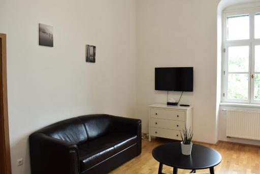 HorvathHouse Apartment Central location and beachfront - Housity
