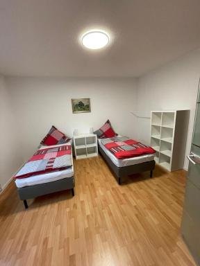 Ferienwohnungen in Meschede-Eversberg Nähe Winterberg Skiliftkarussell - Housity