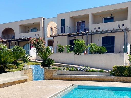Casa Amalfi Zambrone Madama - Housity