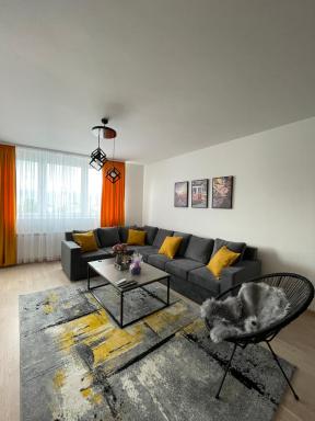Luxury Sarajevo Tower apartment with city view - Housity