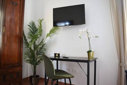 Leghorn - Centro & Mare - Appartamento - Housity