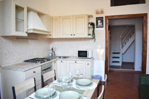 Leghorn - Centro & Mare - Appartamento - Housity