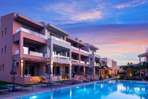 Relax Hotel - Housity