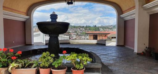 LUXURY SUITE Centro Histórico Quito - Housity