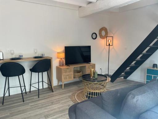 Le bleu de Senlis - Housity