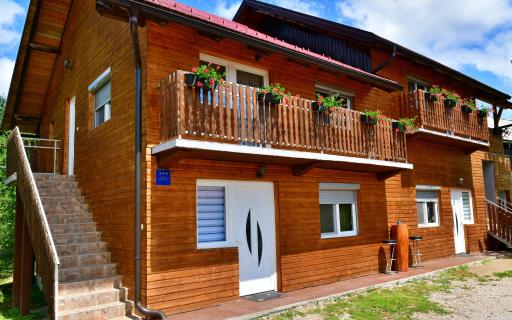 Apartments Laura - Housity