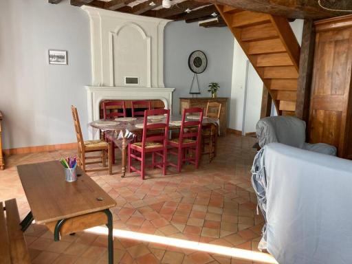 Gîte au bord de la rivière 3 chambres 9 couchages dont 3 en mezzanine - Housity