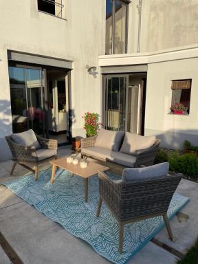 Chez Moon - Housity