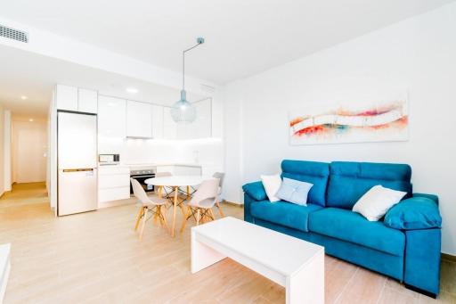 Modern Beach & Spa - Housity