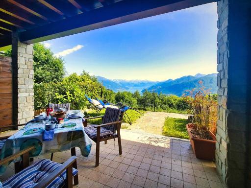 Marta flat, mountain and lake view, Bellagio - Housity