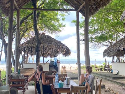 Popoyo Surfcamp - Housity