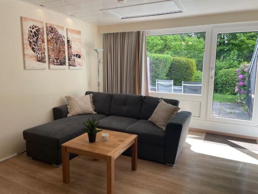 Apartment Happy Holiday - Housity