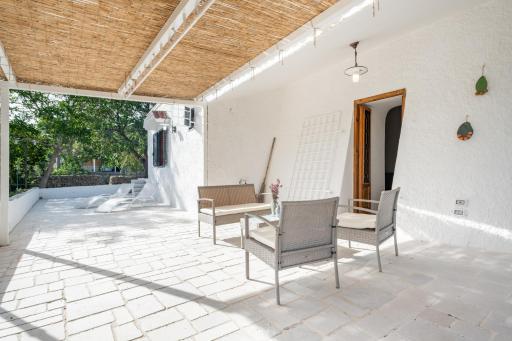 GuestHost - Trullo Bella Vista with patio & parking - Housity