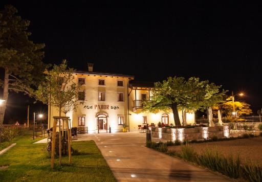 Hotel & Restaurant Pahor - Housity