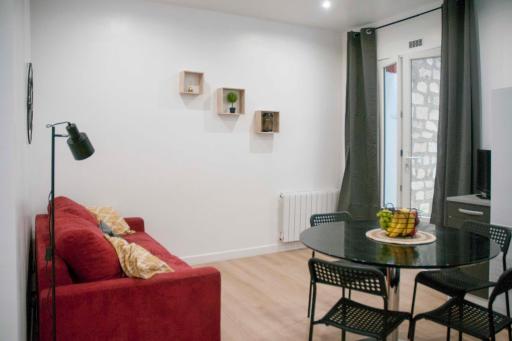 Bright 45m With Garden In Ivry Sur Seine - Housity