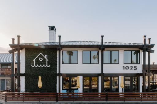 Lakehouse Resort - Housity