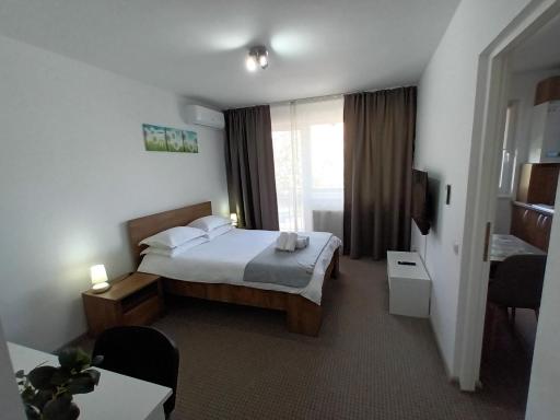 Revolution Apartment - Housity
