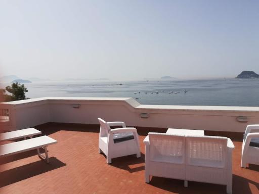 Levante Holiday House - Housity