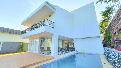 Alandalus Royal Puncak - Housity