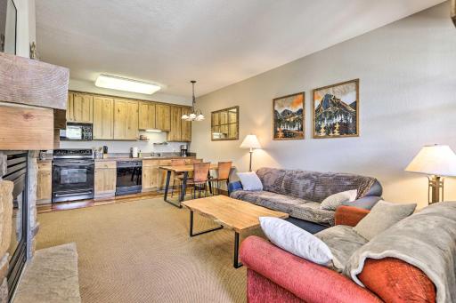 Idyllic Condo with Grill Less Than 1 Mi to Granby Ranch - Housity
