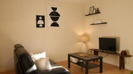 MAISON COSY - HYPERCENTRE GRAULHET - 6 PERS - Housity