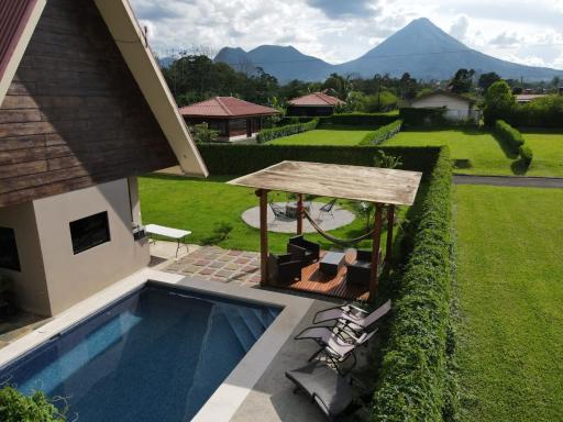 Volcano view house la Fortuna - Hizvo
