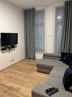 Exclusive two-level apartment with private terrace on the canal Brussels - Housity