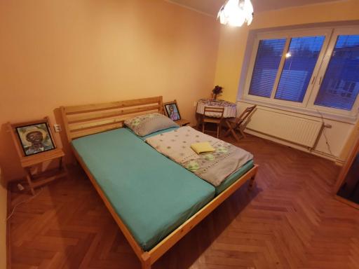 Pokoj s vyhledem na Radhost - Housity