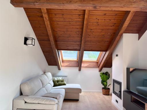 BPIRINEOS-Pico Cerler - Housity