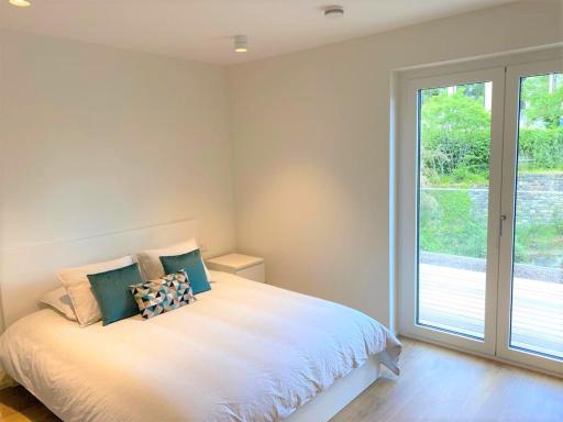 Penthouse Luxurious Central Flat with Parking - Housity