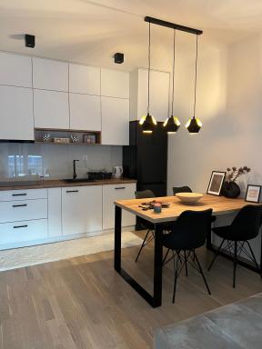 Ant Apart - Housity