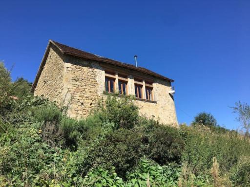 The little house on the hill - Housity