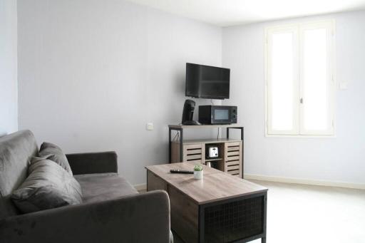 Le Petit Voyageur - Housity