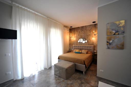 Suite107 - Housity