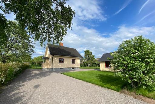 Classic swedish house 5 min from the beach - Housity