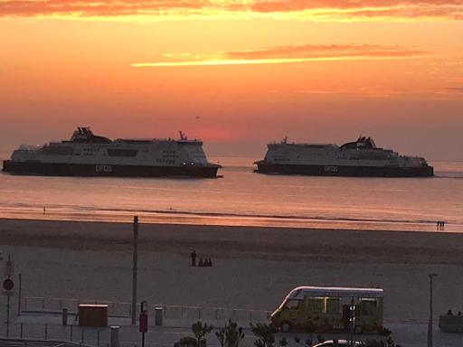 Studio vue sur mer - Housity