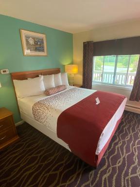 Cozy Corner Motel - Housity