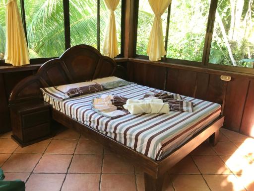 FLOR DE PARAISO BUNGALOWS - Housity