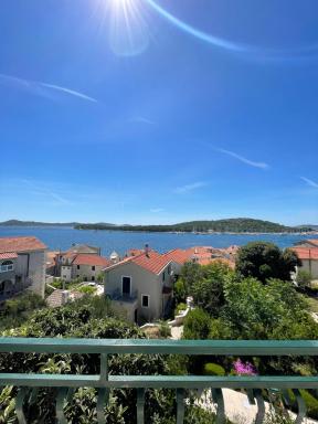 Apartment Nikola - Housity