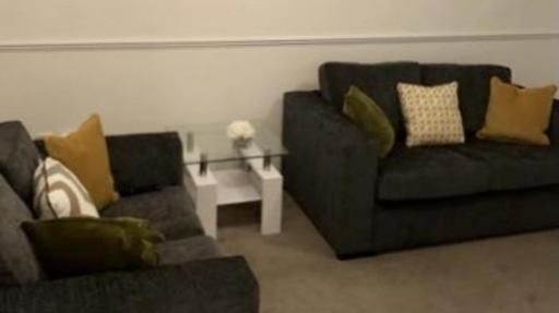 Lovely 3-Bed House in Chafford Hundred - Housity