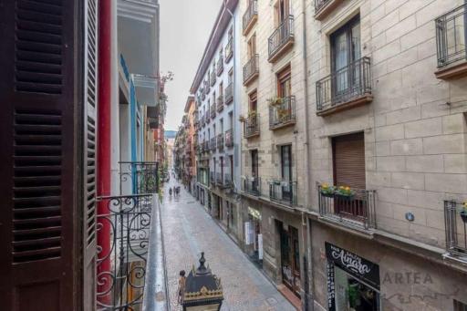 Apartamento en el centro de Bilbao. Casco Viejo - Housity