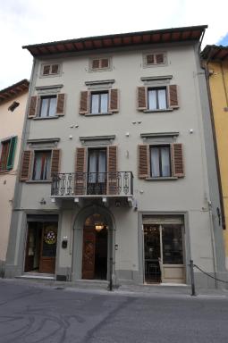 Dimora Sotto la Rocca - Housity