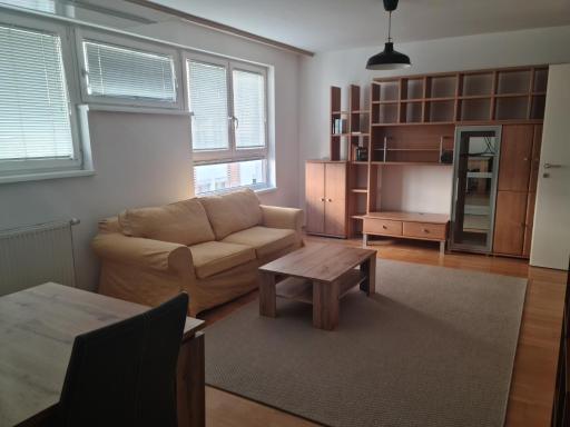 Uschi's Home - Housity