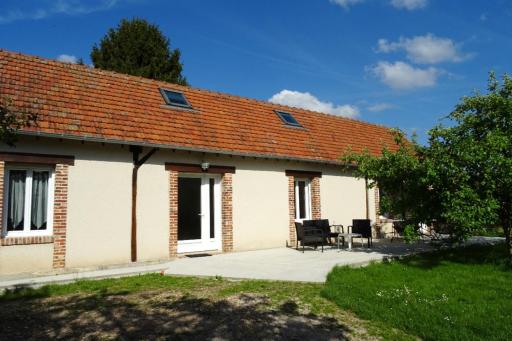Maison confortable en campagne a Berengeville la campagne + jardin - Housity