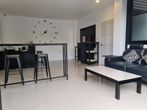 ก้านกล้วยแมนชั่น Gankluy Mansion - Housity