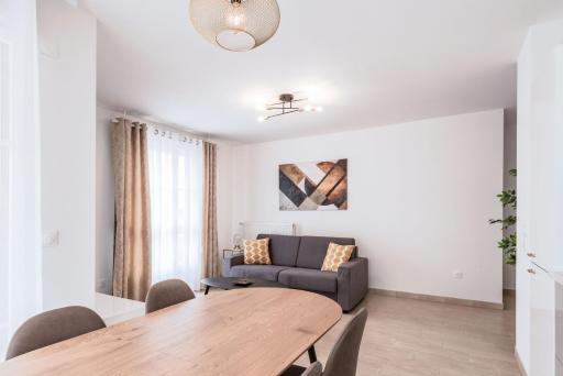 Loggia Disneyland Bmyguest - Housity