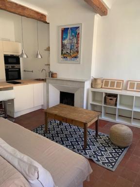 Comfort studio in the heart of Aix-en-Provence - Housity