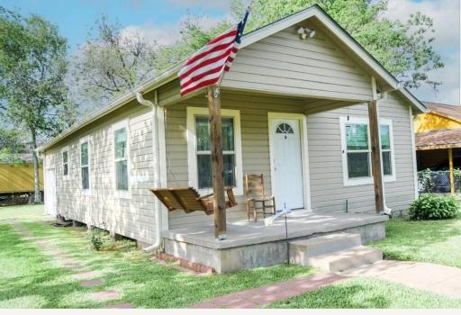 Home Away from Home All the comforts of home - Housity
